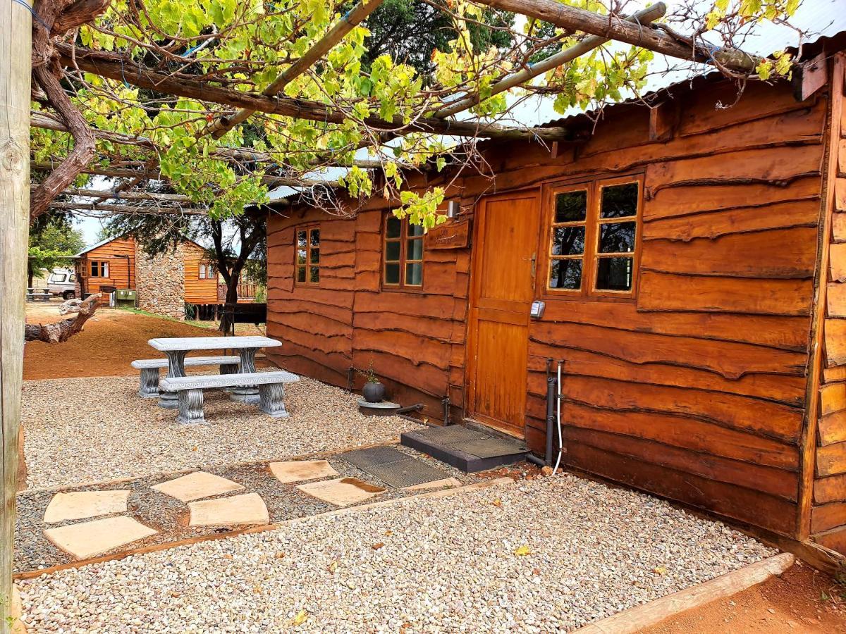 Soetdoring Selfsorg Apartment Oudtshoorn Exterior photo